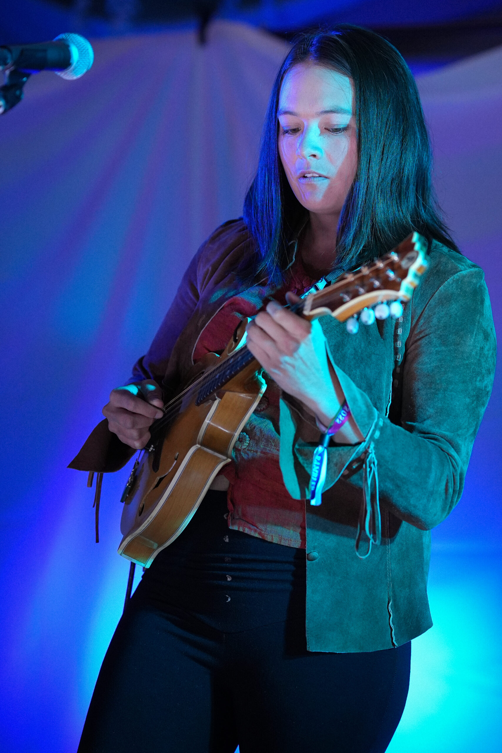 AJ Lee & Blue Summit Photo by Casey Vock