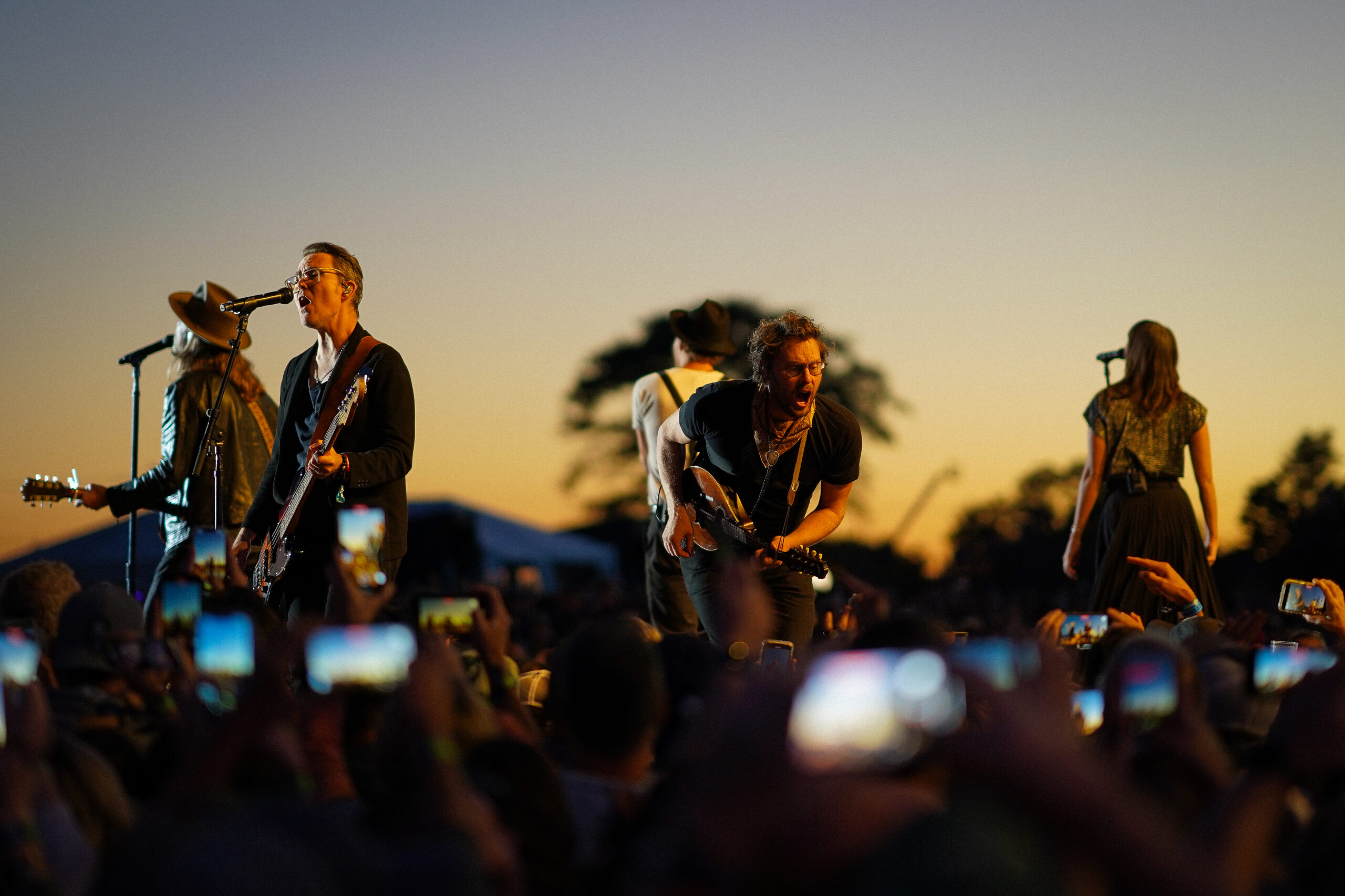 The-Lumineers-Sound-on-Sound-Bridgeport-CT-09.24.22-Photo-by-Casey-Vock