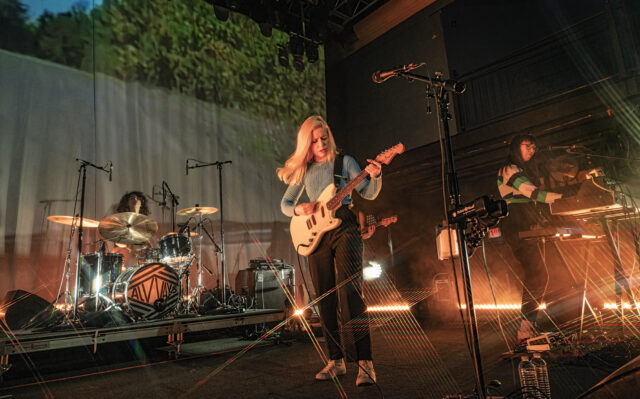 Alvvays11