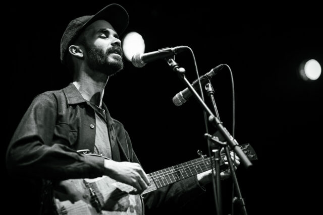 Jake Blount at Creative Alliance Baltimore MD Dec. 9, 2022 Photo by Casey Ryan Vock