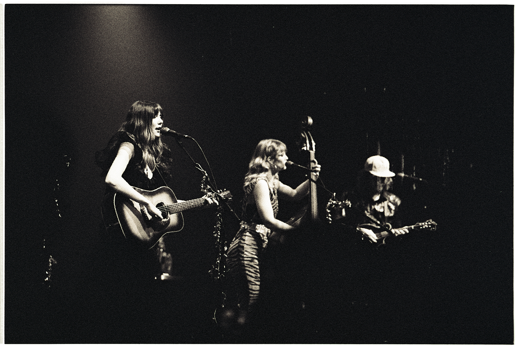 Molly Tuttle and Golden Highway