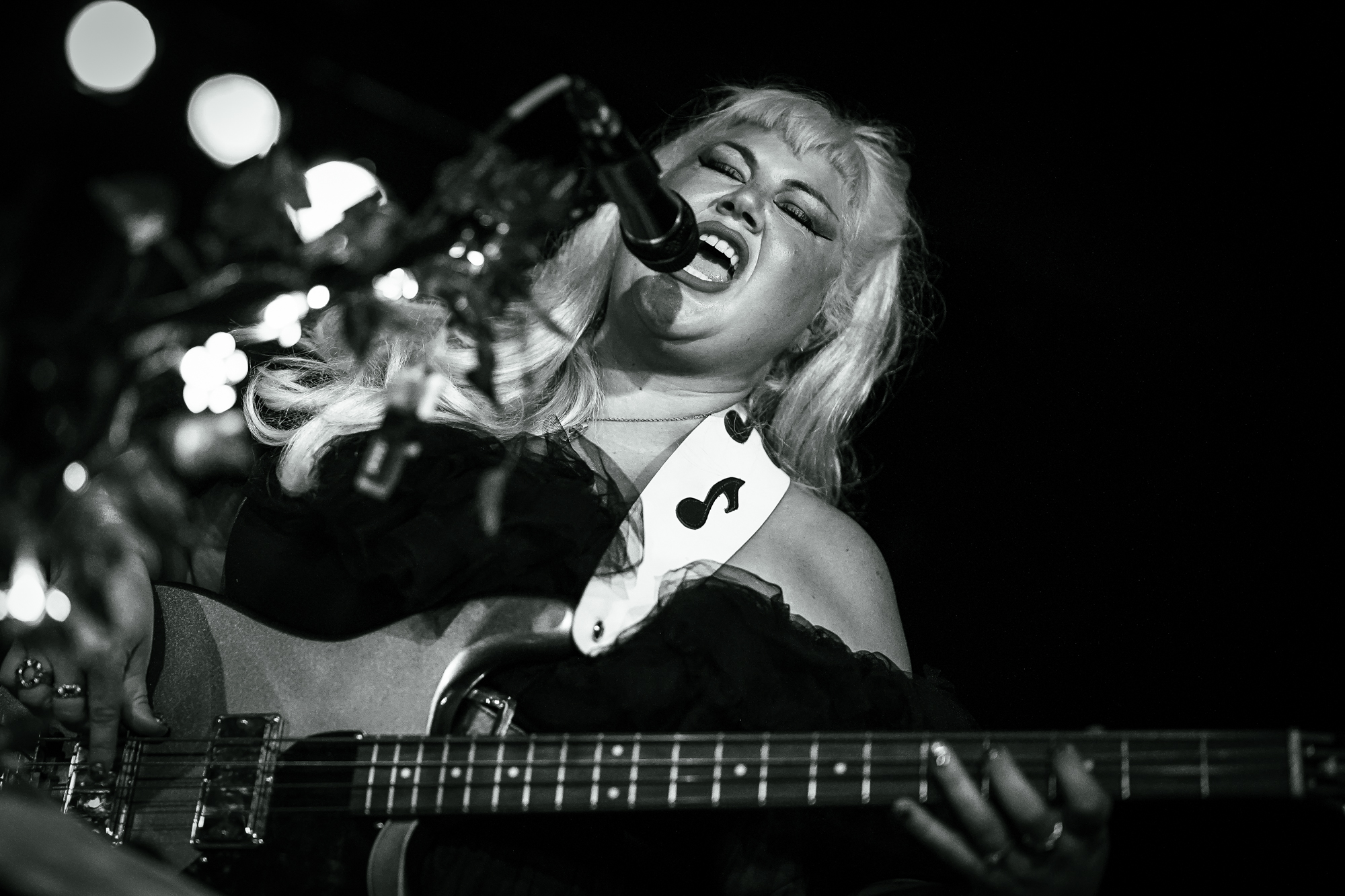 Shannon and The Clams