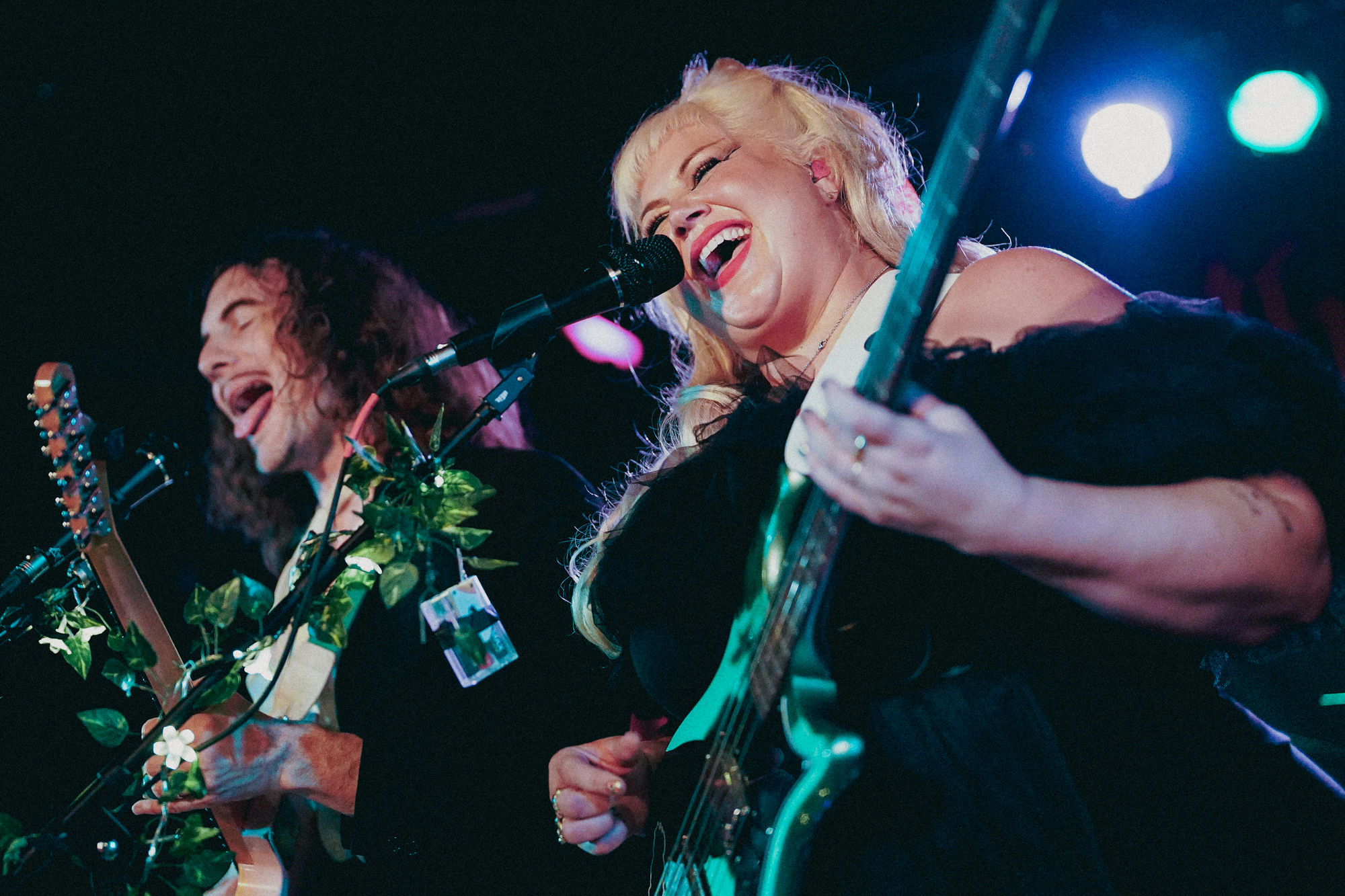 Shannon and The Clams