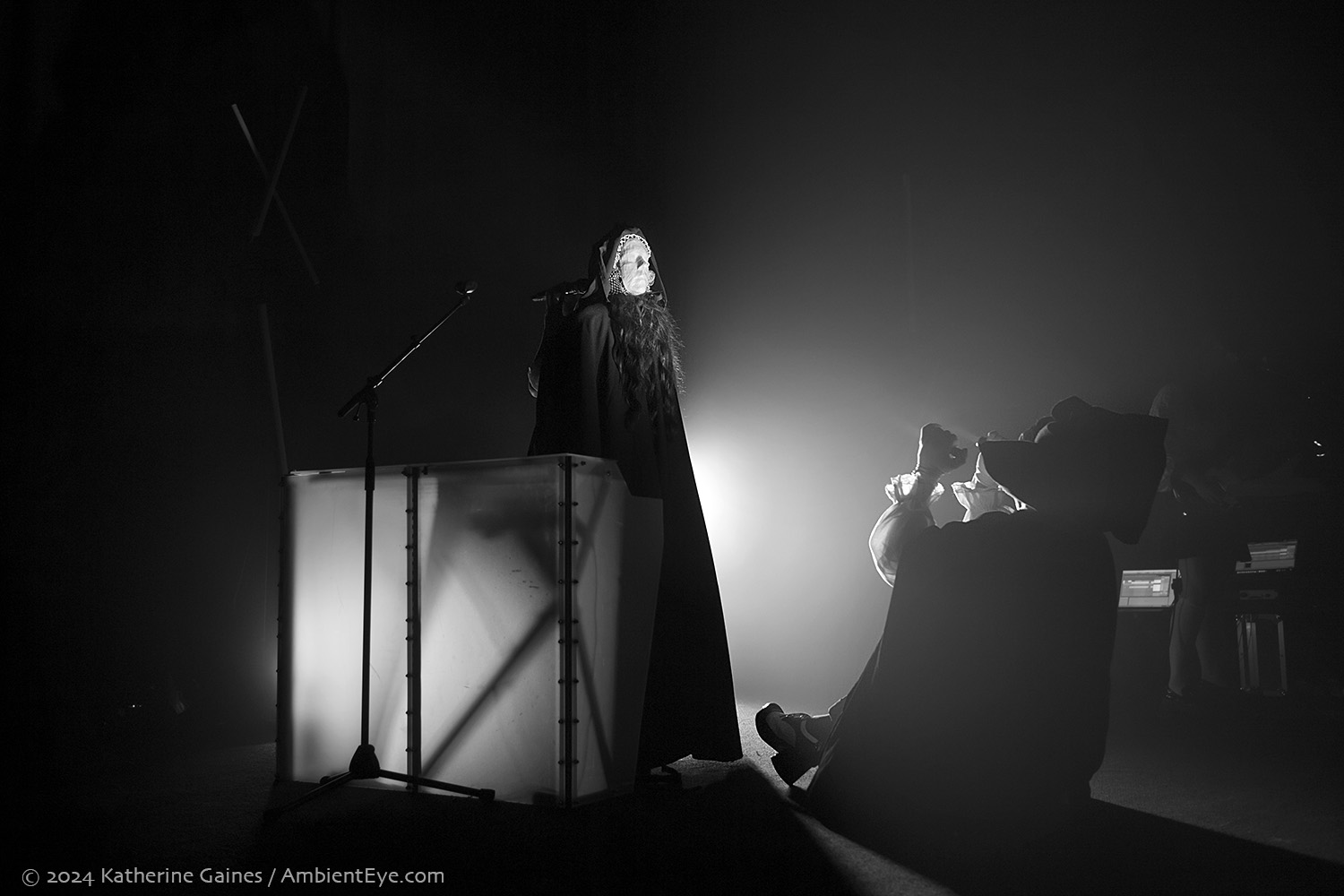 allie x, 9:30 club, katherine gaines, ambienteye photography, 11/6/2024