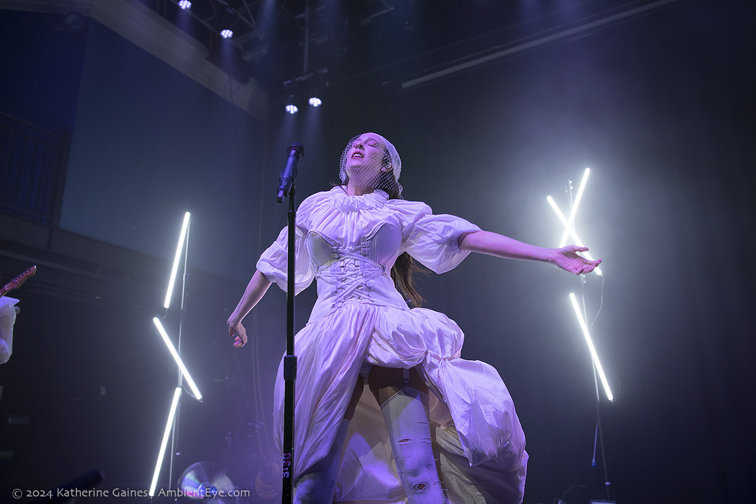 allie x, 9:30 club, katherine gaines, ambienteye photography, 11/6/2024