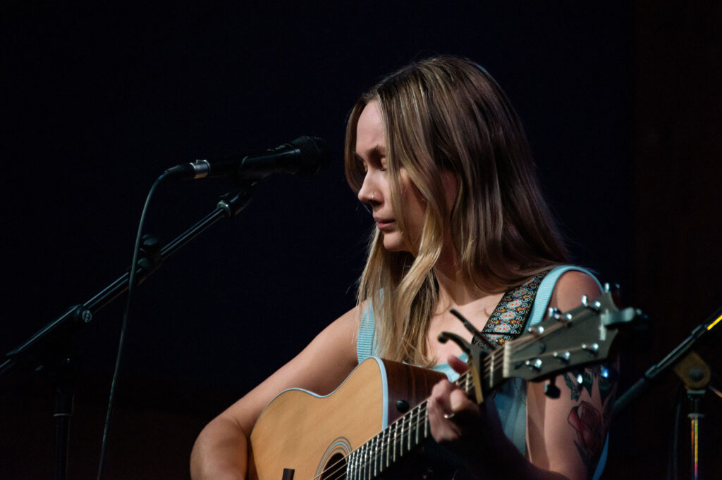 Andi Stewart (opening for Steph Strings) Vancouver BC, 11-21-25