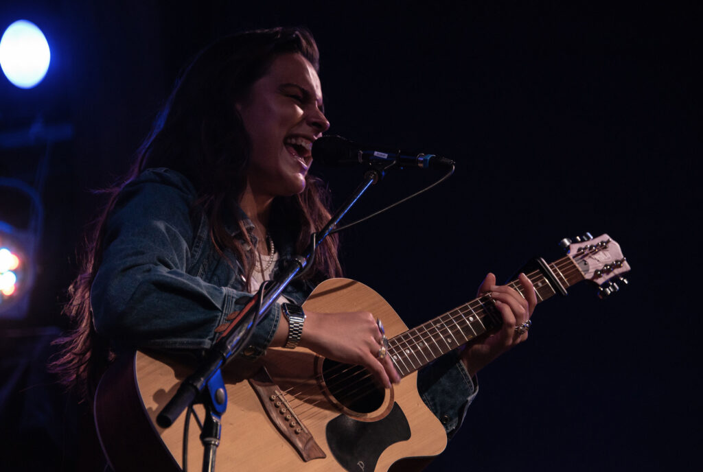 Steph Strings, Vancouver BC, 11-21-25